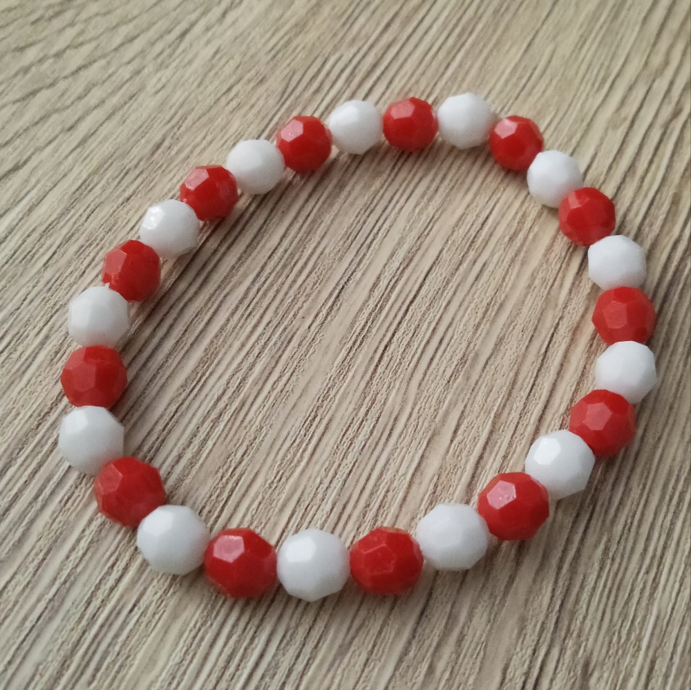 New red and white crystal christmas holiday statement bracelet hand crafted